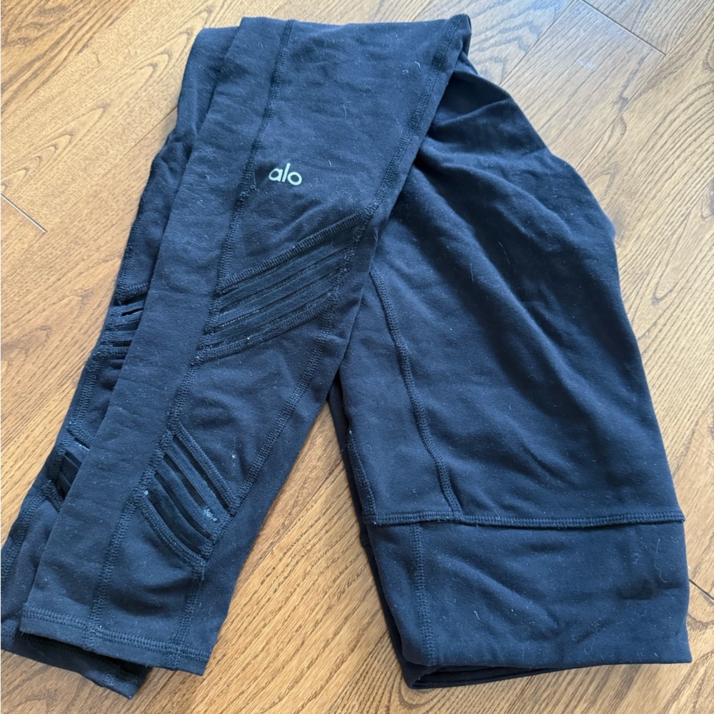 ALO Yoga Charcoal Leggings
